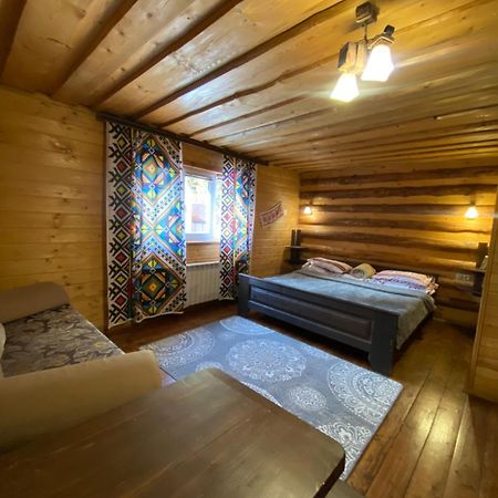 Сімейний Номер 2 Садиба У Ані Synevyrsʼka Polyana 외부 사진